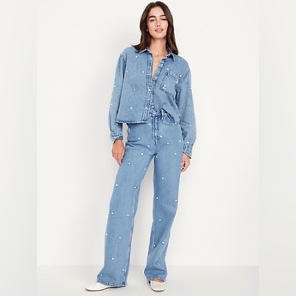 Old Navy Denim - Old Navy Extra High-Waisted Sky-Hi Wide Leg Jeans – Daisy Embroidery size 4